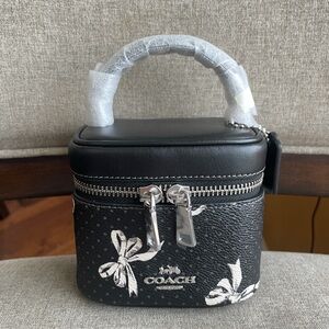 NWT！COACH AVA CROSSBODY BAG WITH BOW PRINT（COACH CZ523）fast shipping V-DAY GIFT